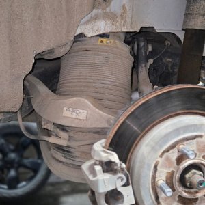 Wheel hub and brake rotor inspection with the wheel removed